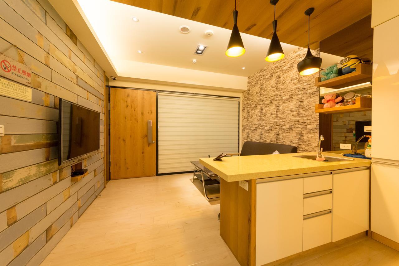 W Hostel Tainan Zewnętrze zdjęcie