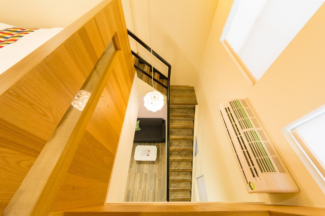 W Hostel Tainan Zewnętrze zdjęcie