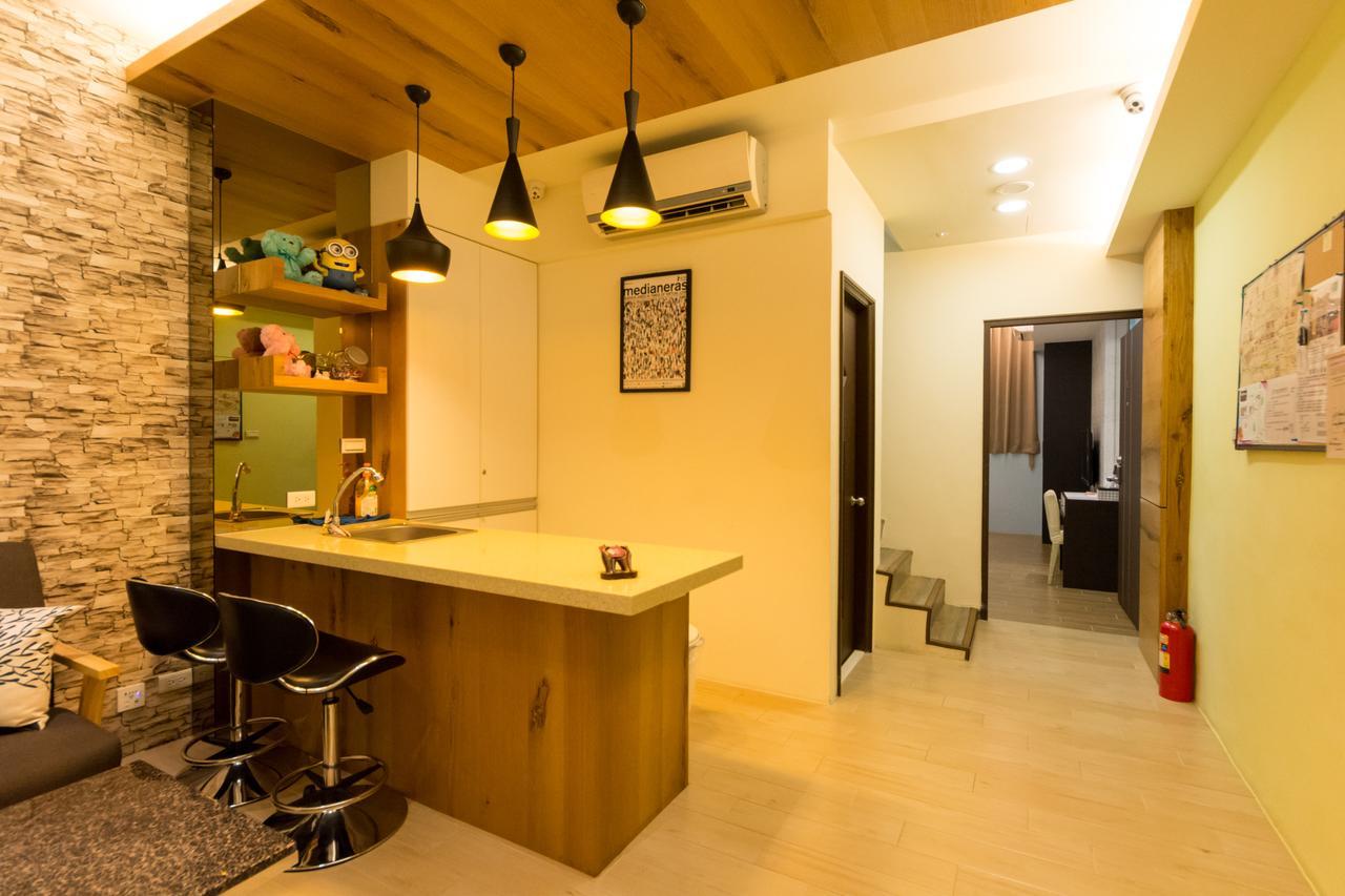 W Hostel Tainan Zewnętrze zdjęcie